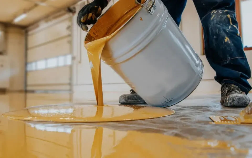Pisos em epóxi – Pintura Industrial no Guarujá | RP Pinturas